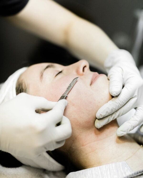 Glow&Go Dermaplanning Facial
